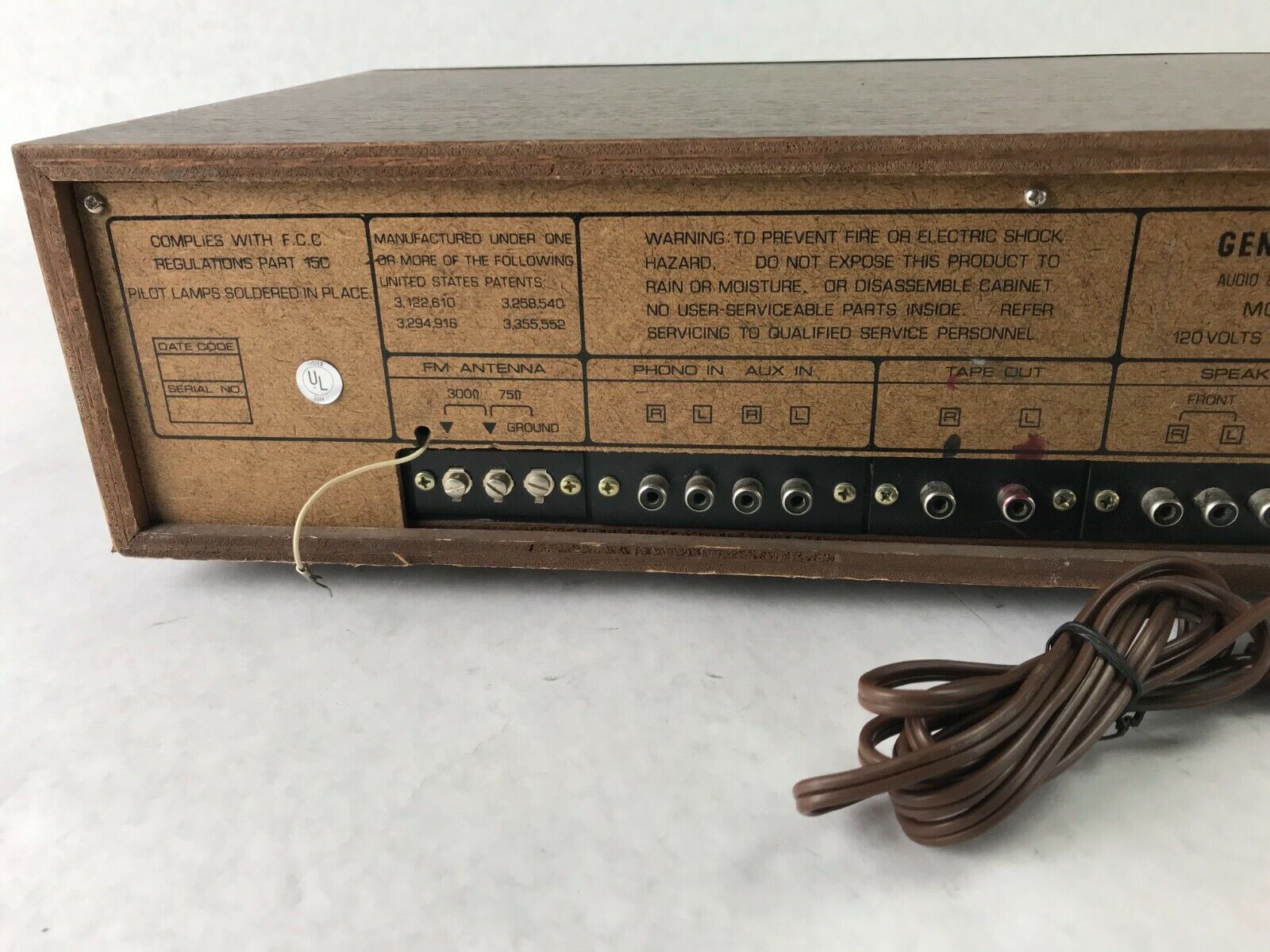 General Electric GE Stereo AM/FM 8 Track Player Music System 9-7201A