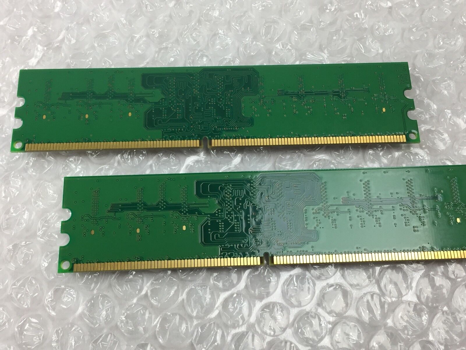 Kingston (2x1GB) 2GB of 1Rx8 PC2-6400E Dell Part # SNPKN992CK2/2G