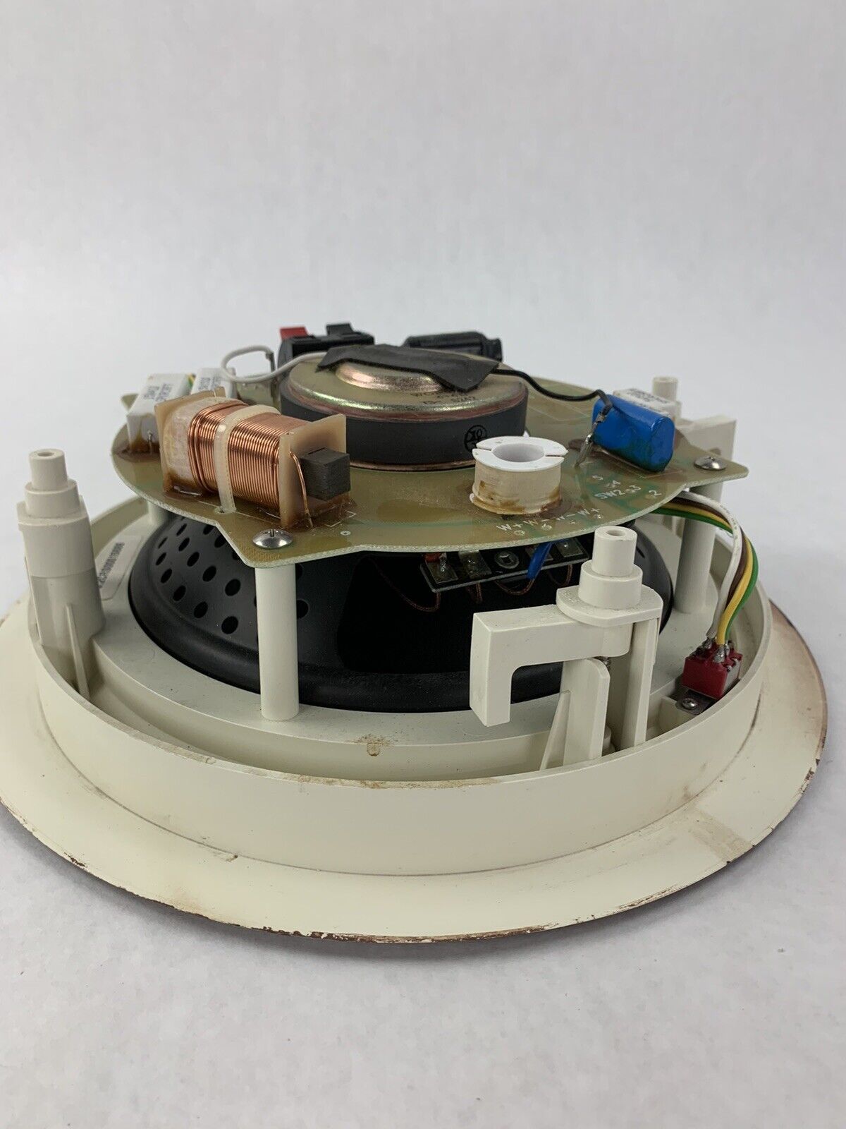 SpeakerCraft Aim Series House Audio  Celling Speaker (working missing base)