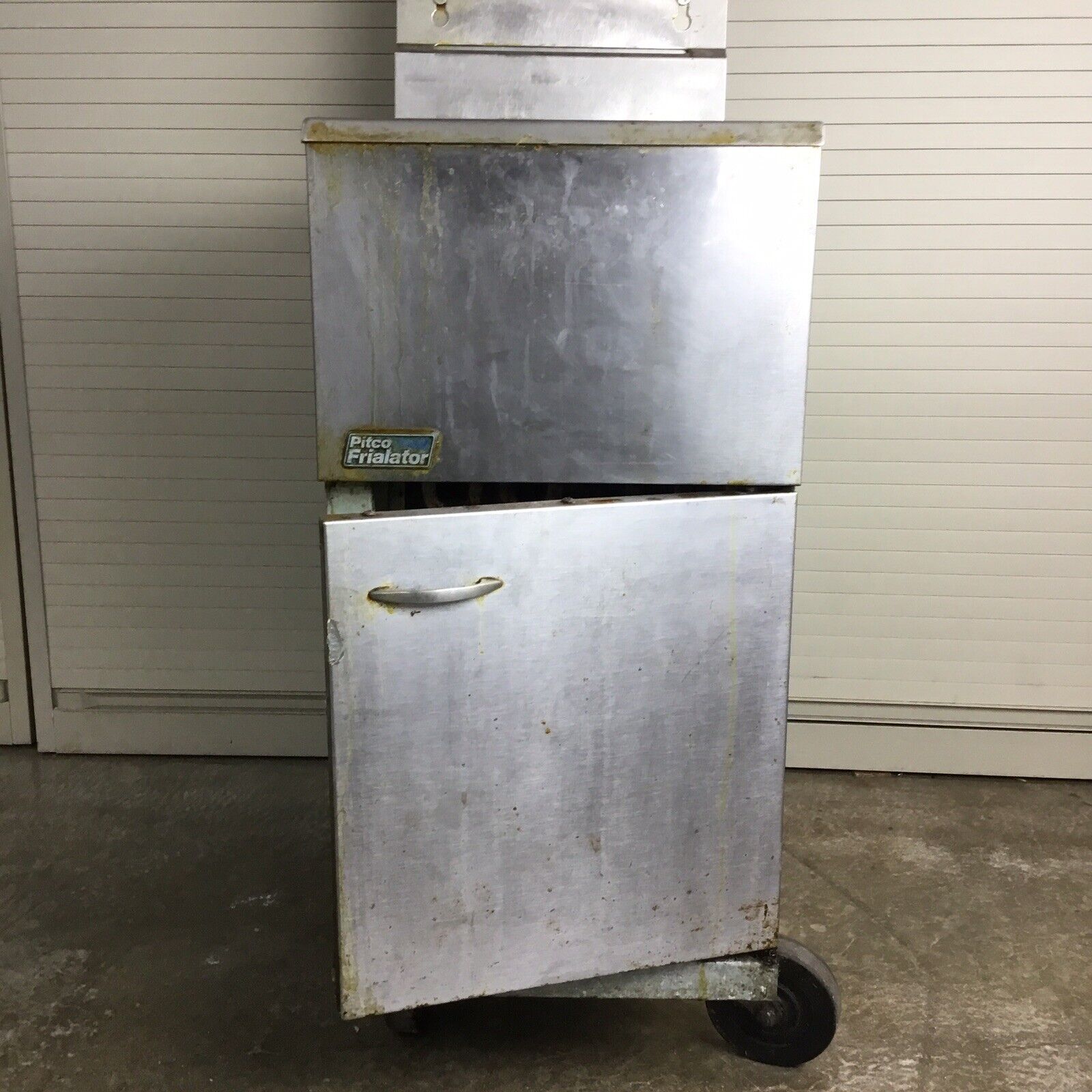 PITCO FRIALATOR 35C+S 35-lb to 40-lb Commercial Natural Gas Restaurant Fryer