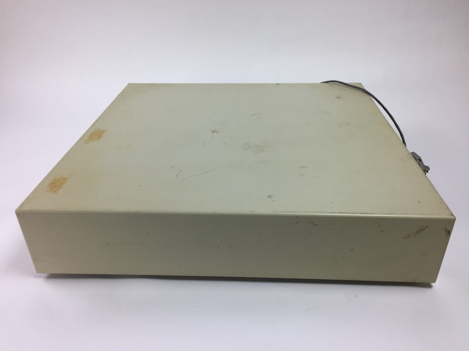 MMF Industries Model ECD 232 Vintage POS Retail Cash Drawer Register, 4V, 12V