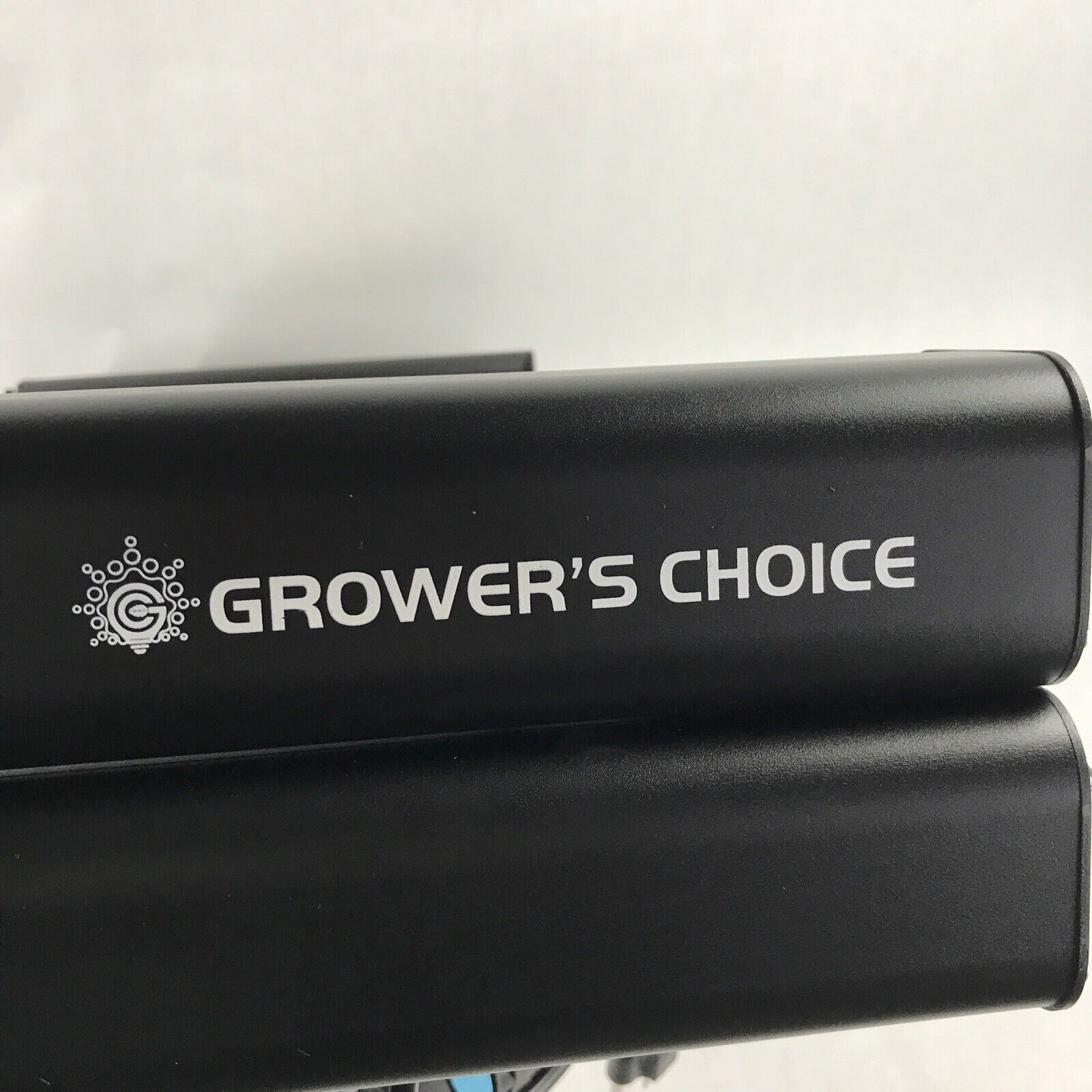 Grower’s Choice ROI-E420 TSL 420W Top Shelf Lighting LED Grow Light System