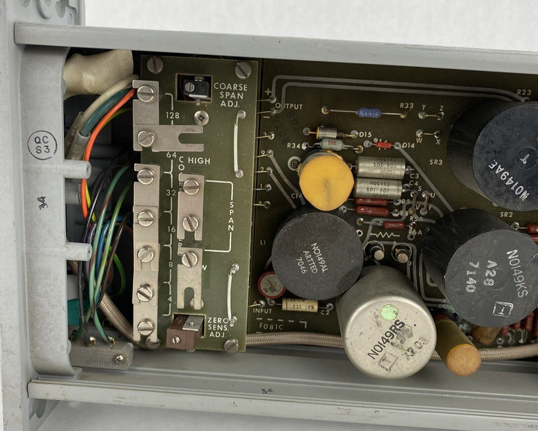 Foxboro 694AC-0AW-6 M/694A Resistance Converter Missing Side Panel