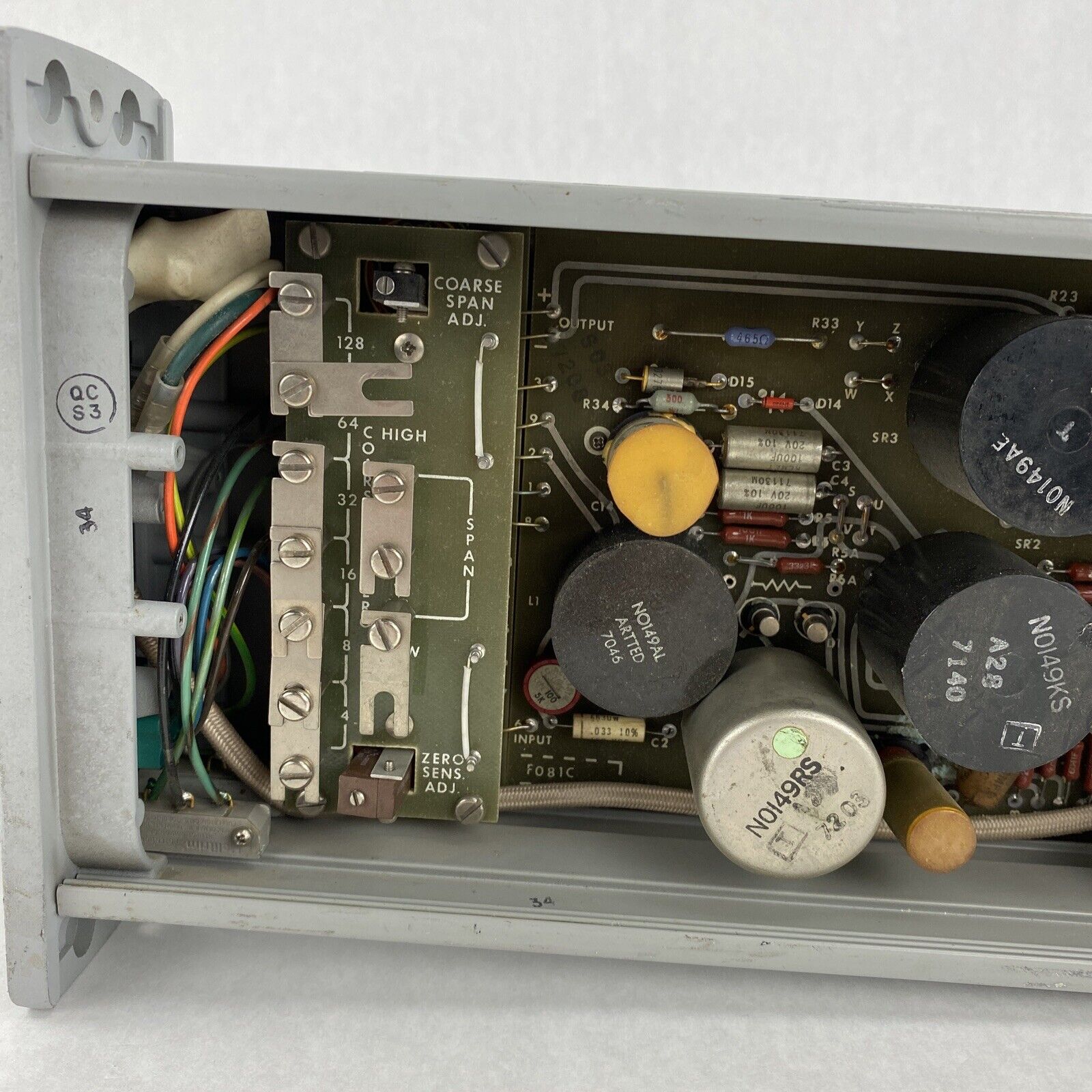 Foxboro 694AC-0AW-6 M/694A Resistance Converter Missing Side Panel