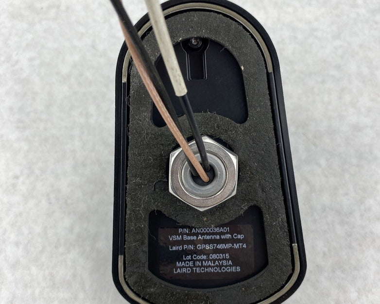 Motorola Laird AN000036A01 VSM Base RF Antenna with Cap GPSS746MP-MT4