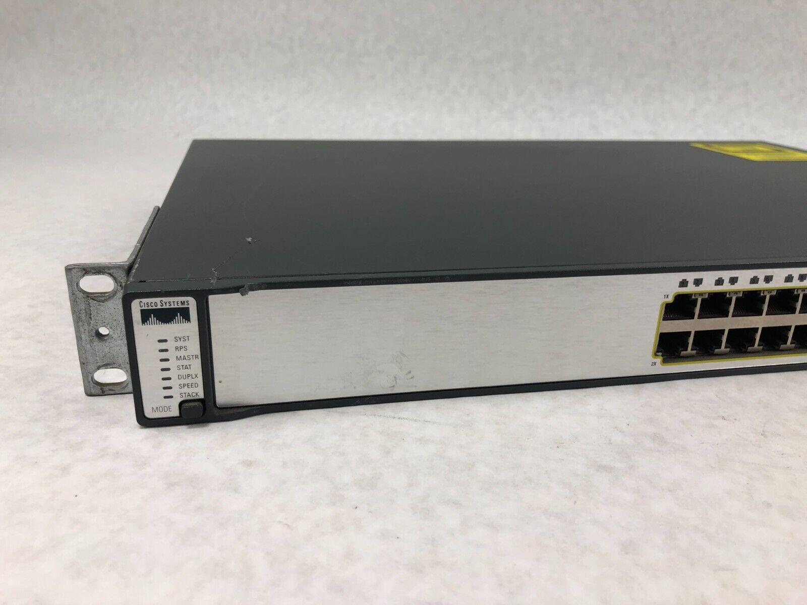 Cisco WS-C3750-24TS-S Catalyst 3750 Series 24 Port Managed Switch