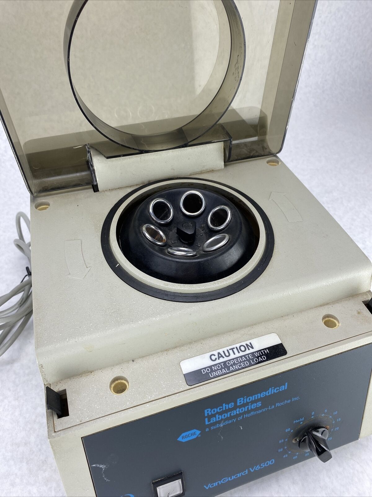 Roche VanGaurd V6500 Biomedical Laboratory Centrifuge w/ 6 Position Angled Rotor