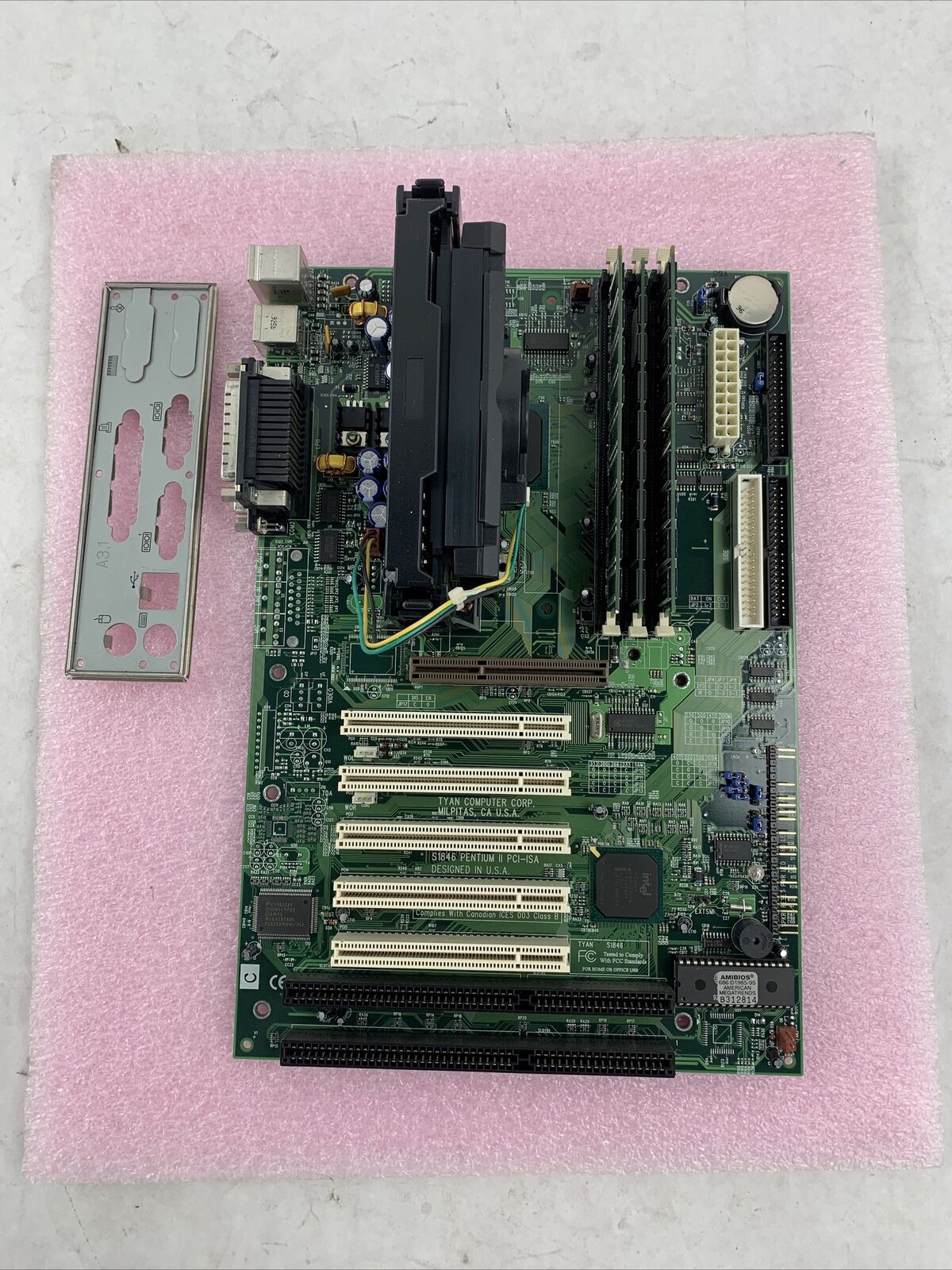 Tyan S1848 Motherboard Intel Pentium III 450MHz 416MB RAM 2x ISA w I O Shield
