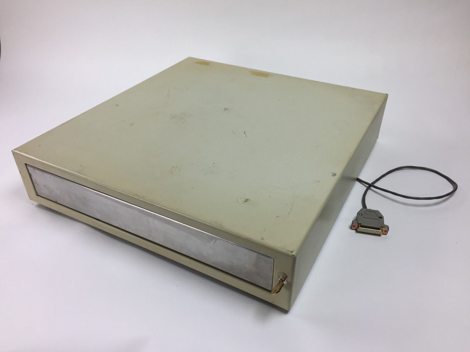 MMF Industries Model ECD 232 Vintage POS Retail Cash Drawer Register, 4V, 12V