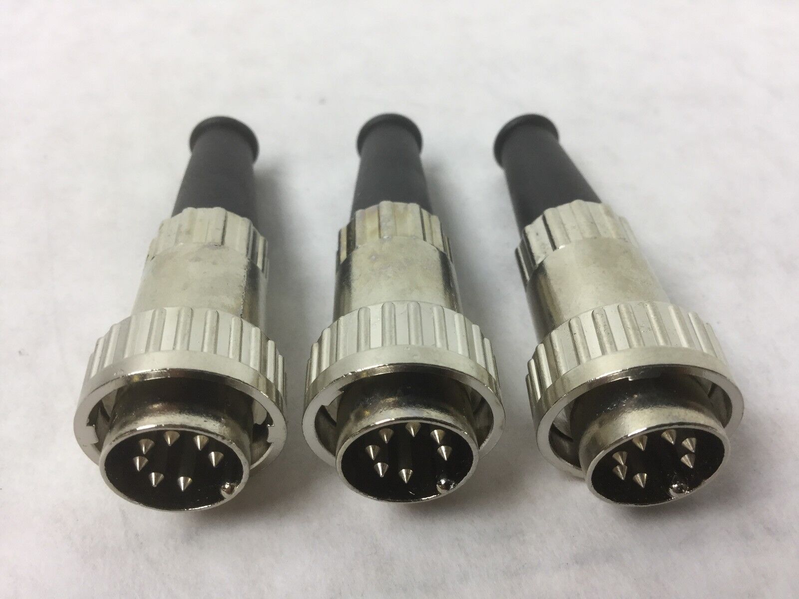 PREH 71430-070-0000, DIN MALE LOCKING COR, Lot of 3