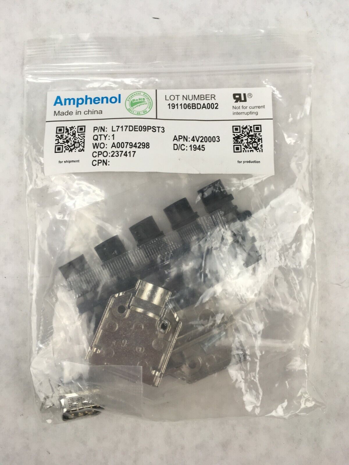 Lot of 2 Amphenol L717DE09PST3 L717DE 09 PST3 D-Sub Connectors