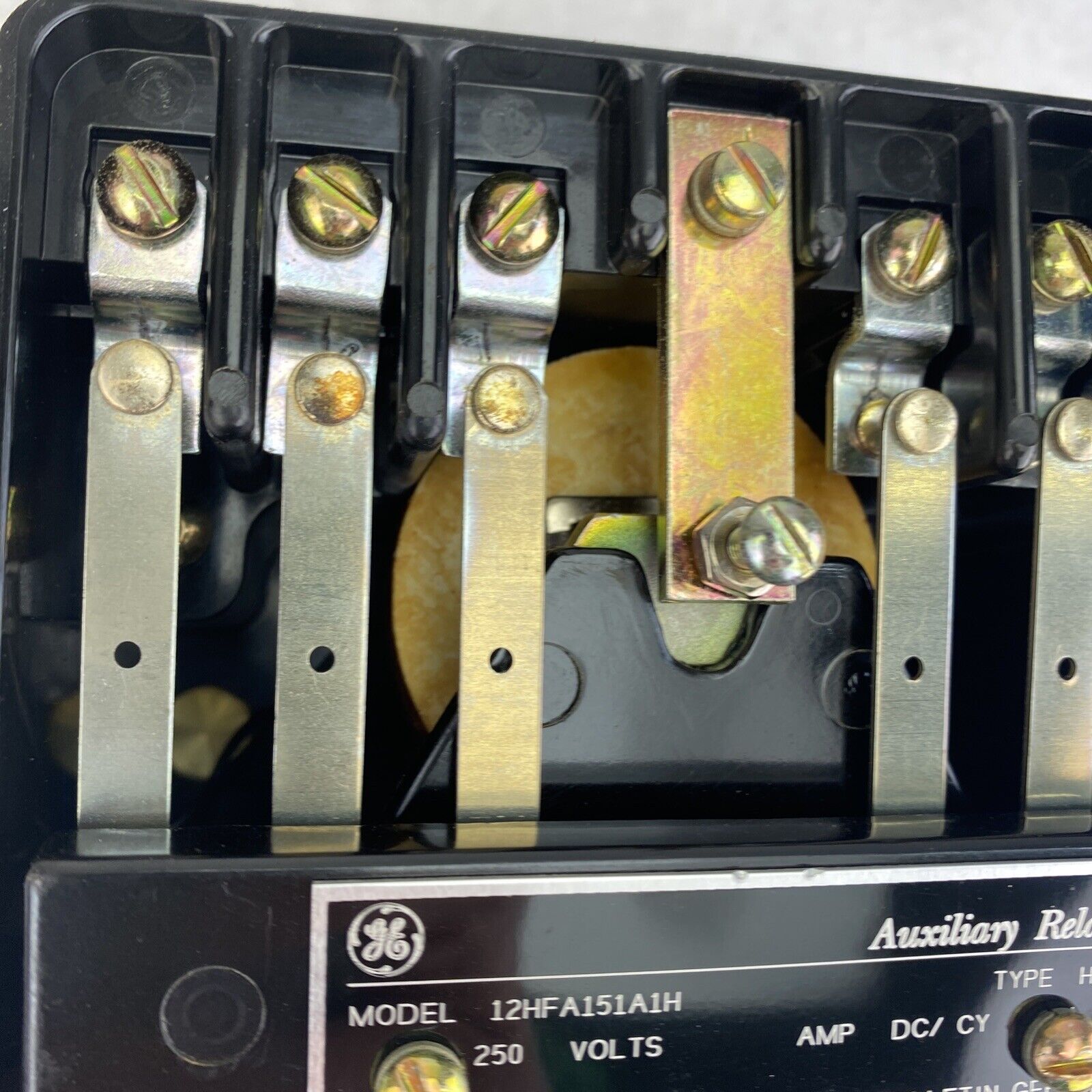 GE 12HFA151A1H Type HFA 5.5x6" 250V DC/CY Wall Mount Auxiliary Relay