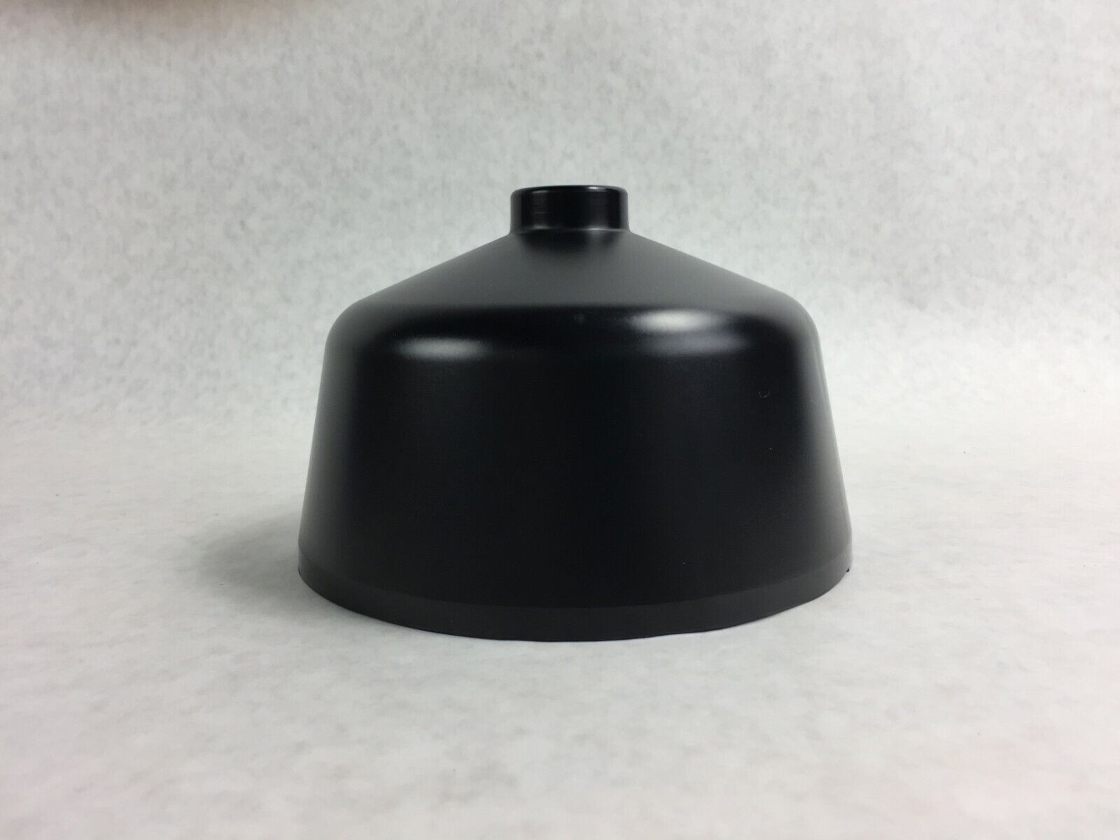 Pelco Pendant Mount Black  SPM4-B   Includes Hardware