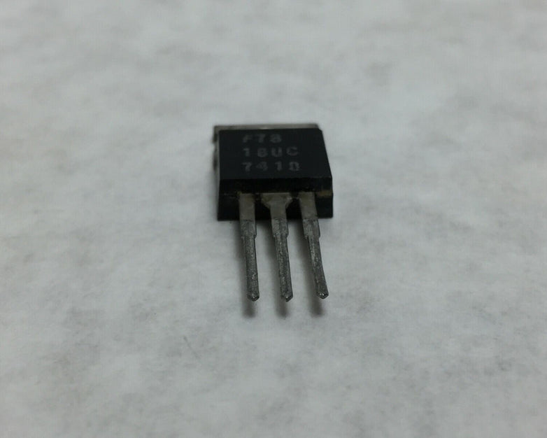 NOS  Fairchild  7818UC Positive Voltage Regulator  Lot of 7