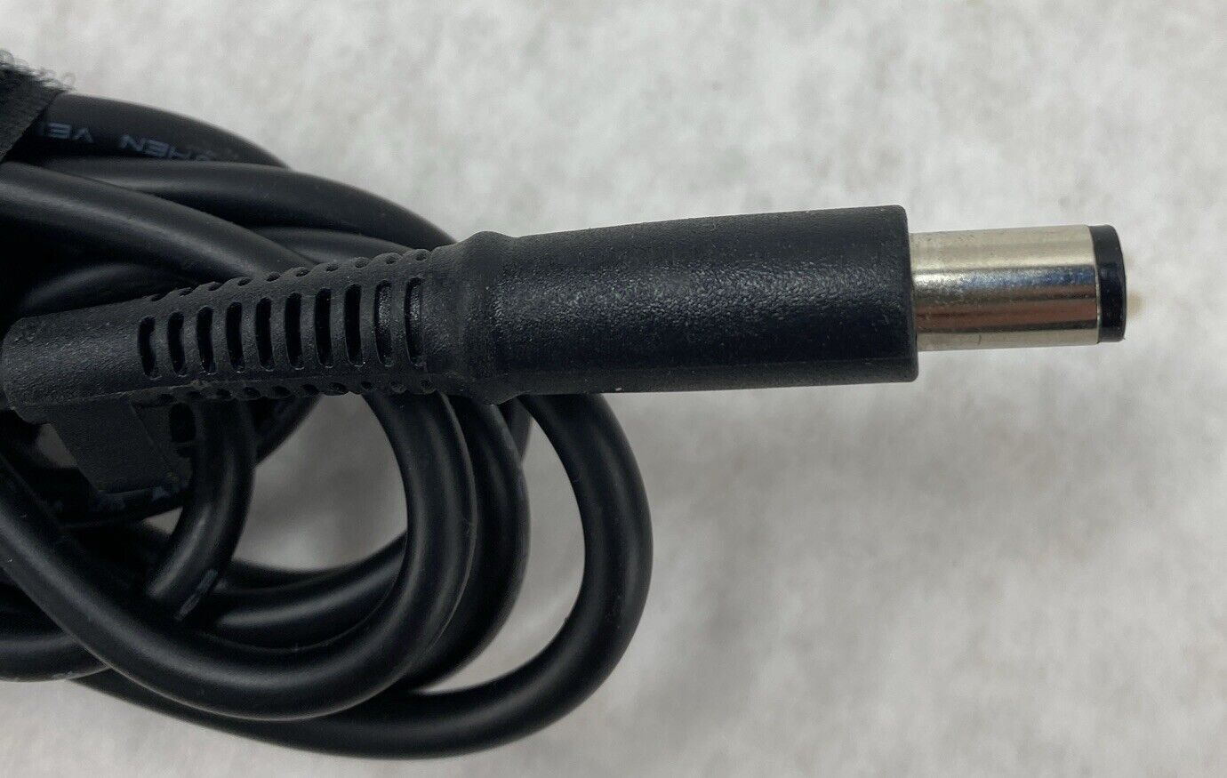 Lot( 5 ) HP 677774-001 65W 18.5V 3.33A AC Adapters 7.4mm Tip 693711-001
