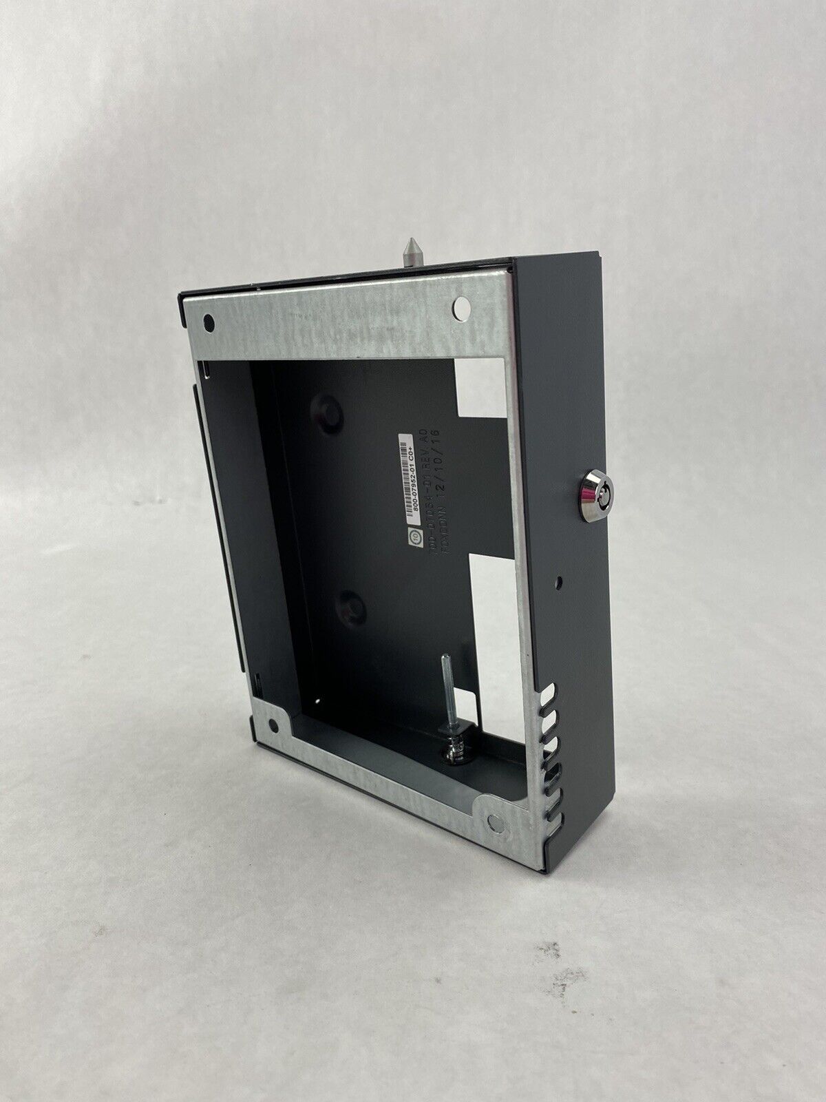 Cisco 7900 Series Phone Locking Wall Mount 800-07952-01