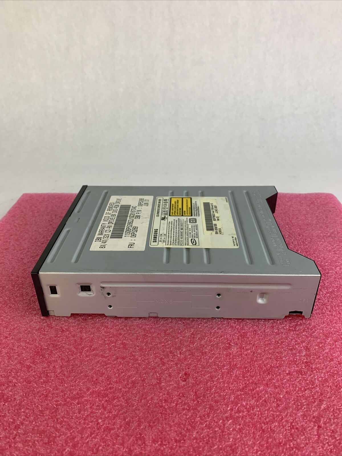 IBM 8X/4X/32X CD-RW Drive 8X DVD-ROM Drive FRU 06P5289