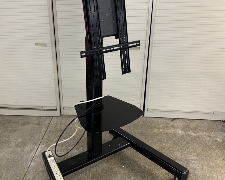 Chief MFC6000B Medium  Mobile Flat Panel Cart