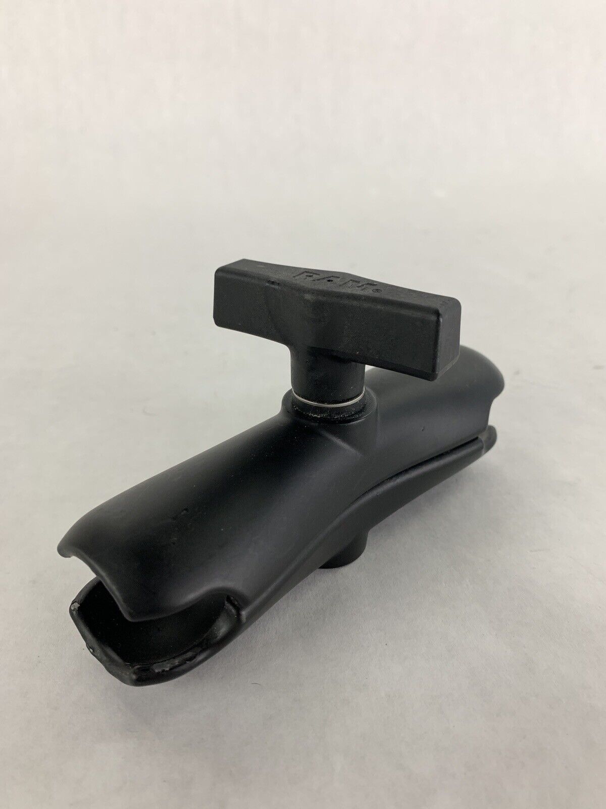 RAM Mount  1.5" Ball Plate Long Surface Screw Down Mount 6"