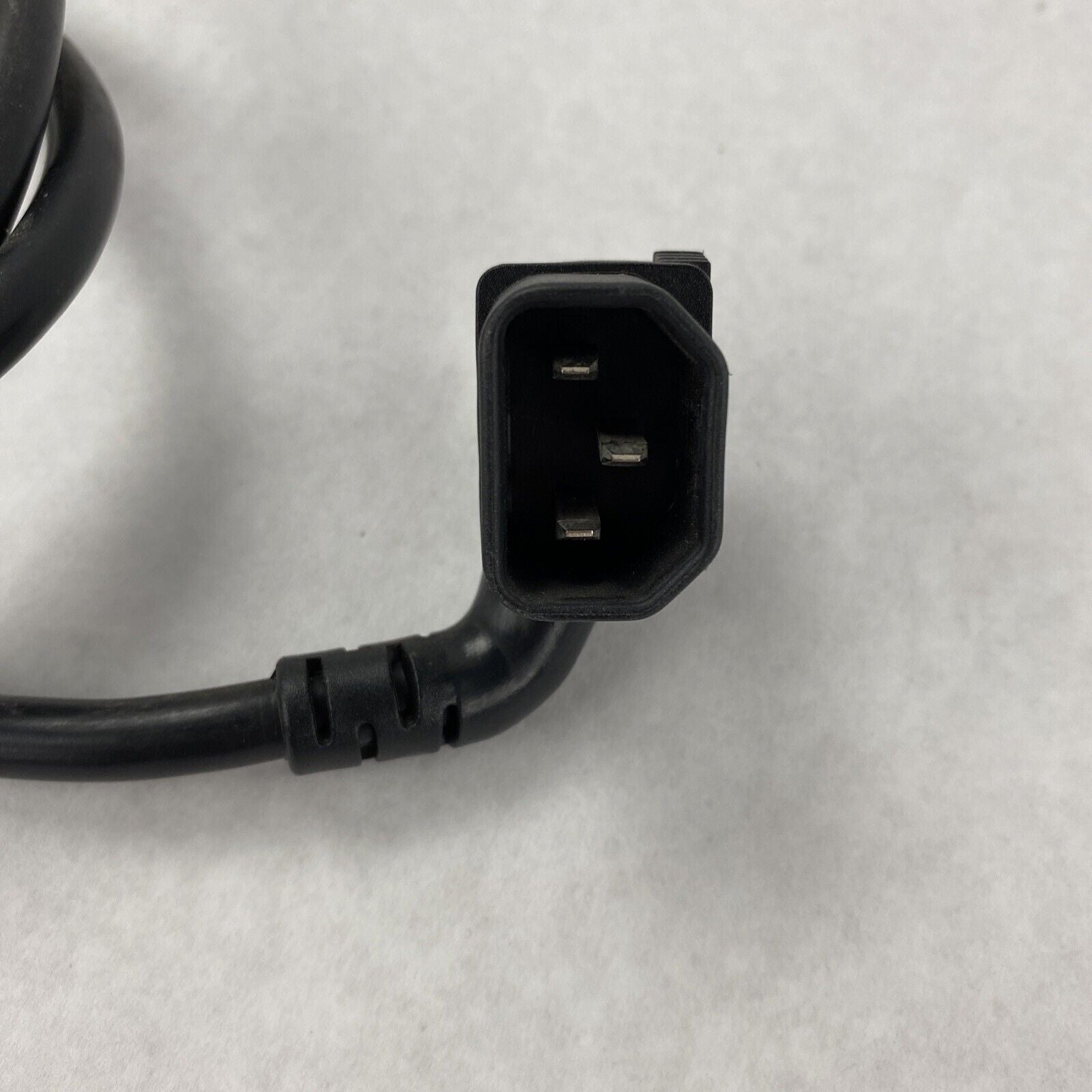 Sun IEC320-Sheet E to IEC320-C13 Rev.50 1m Black Cable 180-2082-01 Extension