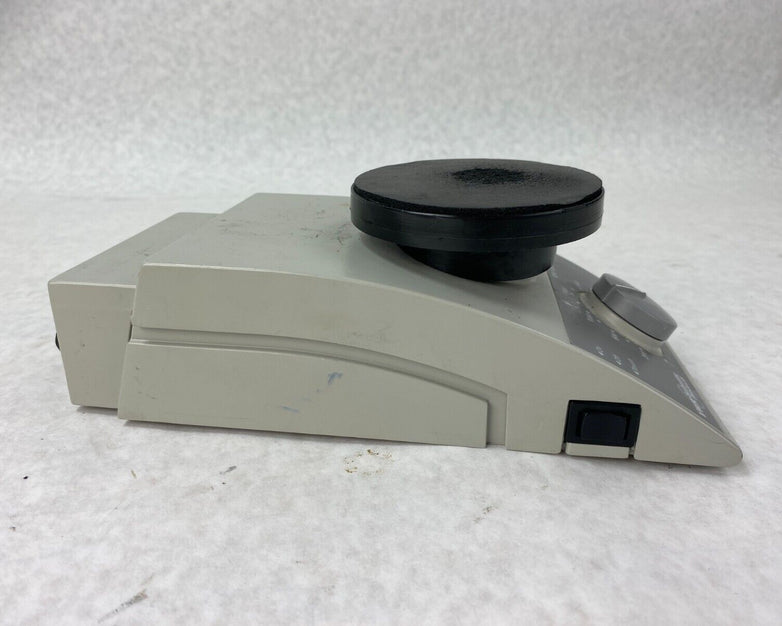 VWR Scientific Mini Vortexer Shaker Stirrer MV-1 200-2500RPM