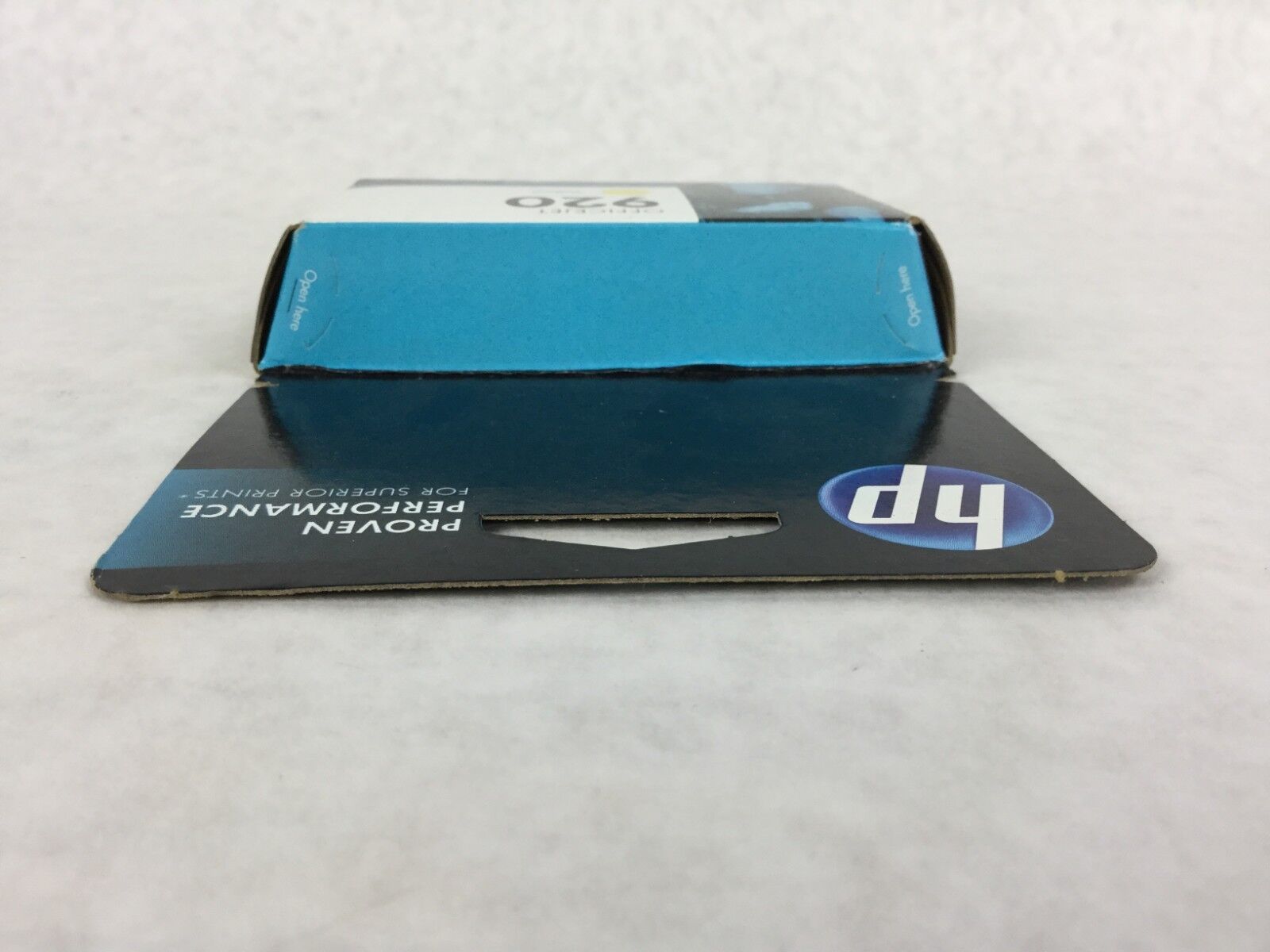 Genuine HP920 Yellow Ink Cartridge CH636AN NEW Sealed Warranty End Date May 2015