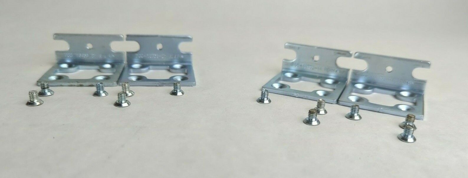 Lot of 2 Cisco 700-16732-01 Pair Of 1U Rackmount Ears with Screws