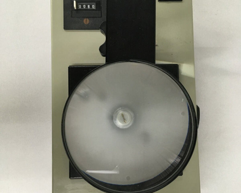 Fisher 133-8002 Accu-lite Illuminated Benchtop Magnifying Colony Counter