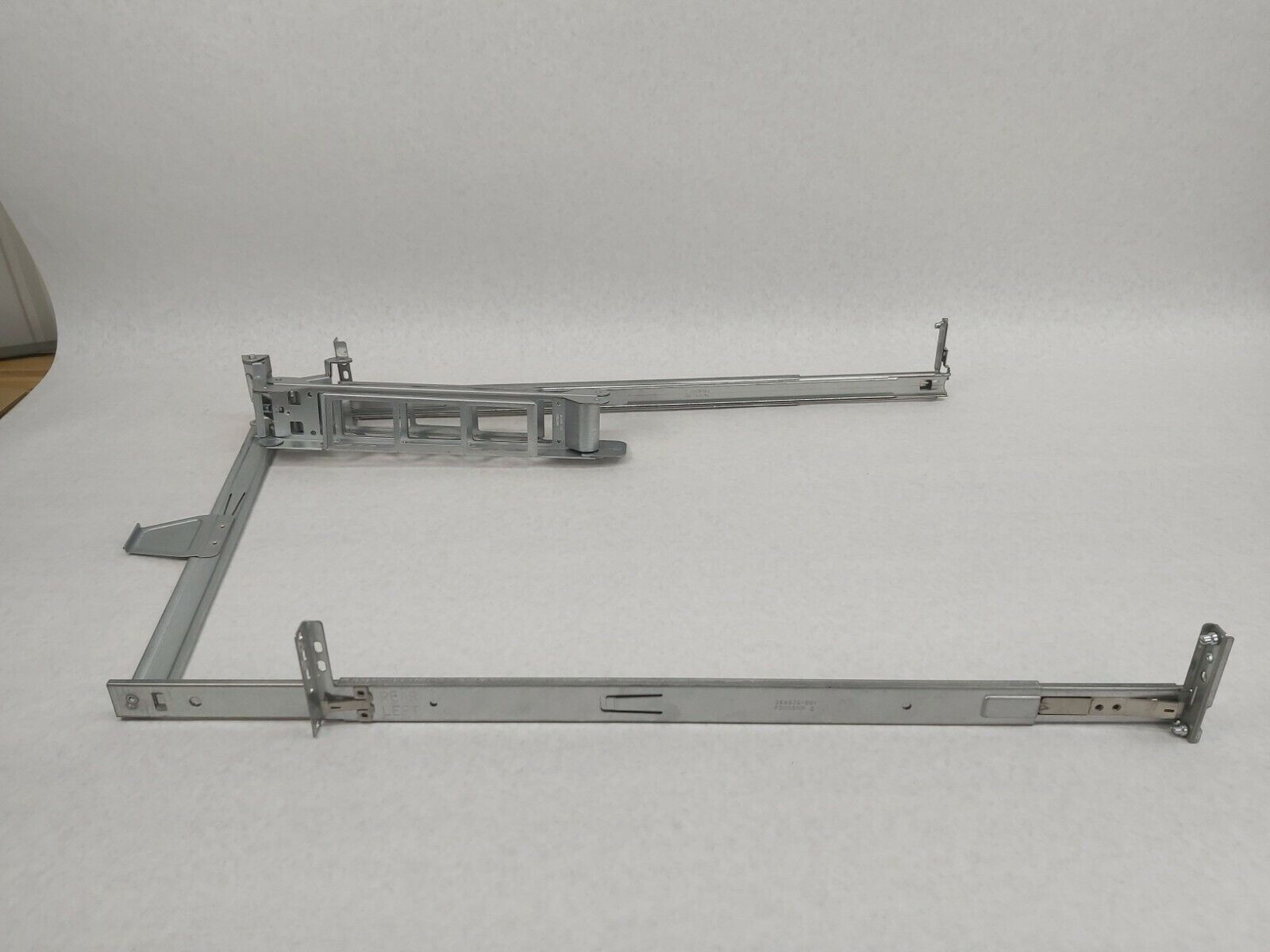 Cable Management Arm 364691-001 FoxConn W/ Server Mounting Brackets