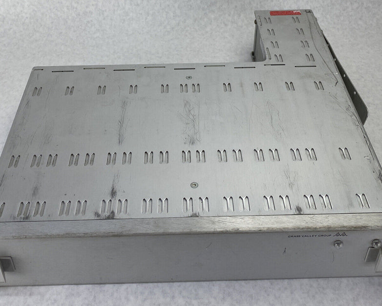 Grass Valley Group 8500 series with 8x model 8501 video DA boards