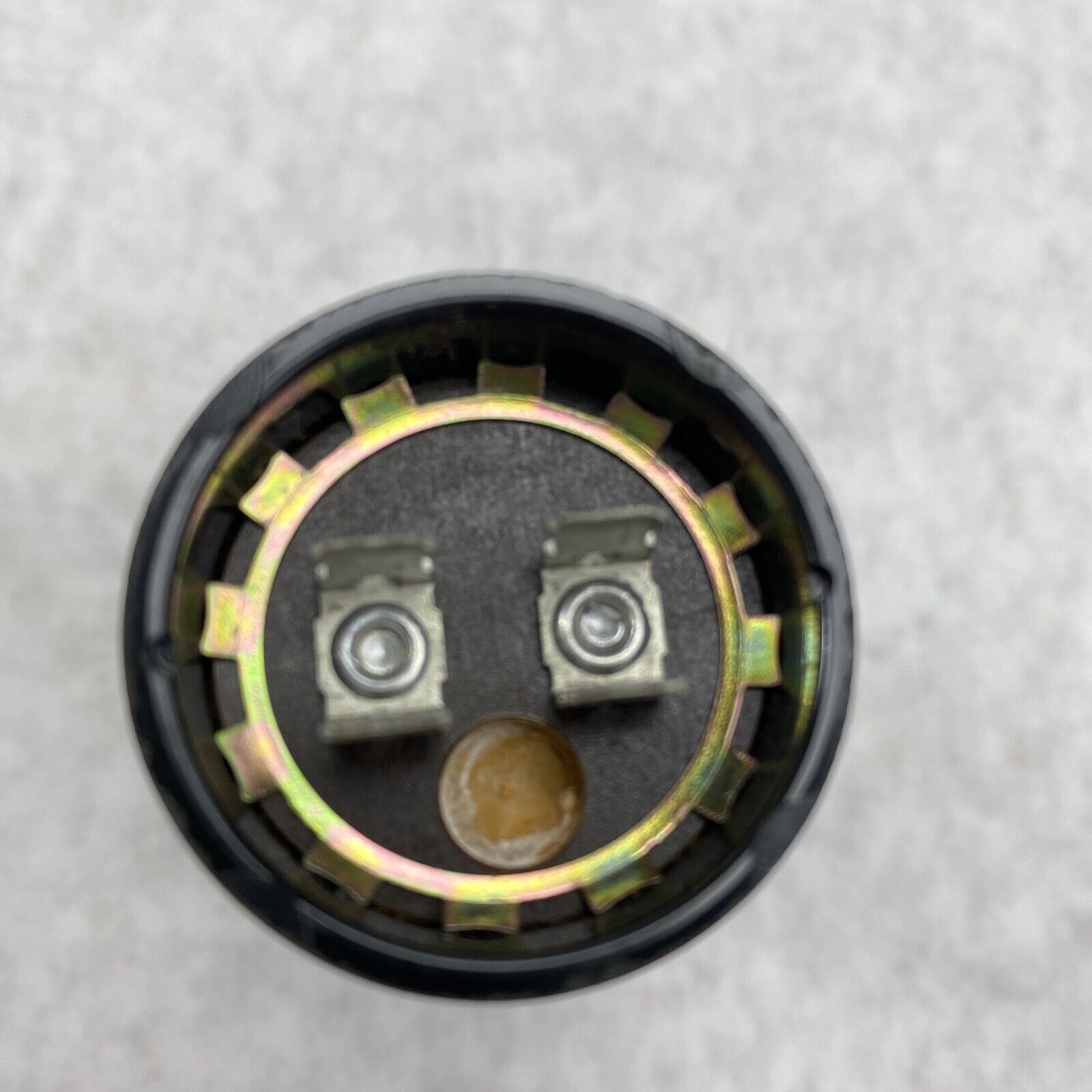 Cornell Dubilier PSU24315A  243-292uF 125VAC 0308 capacitor