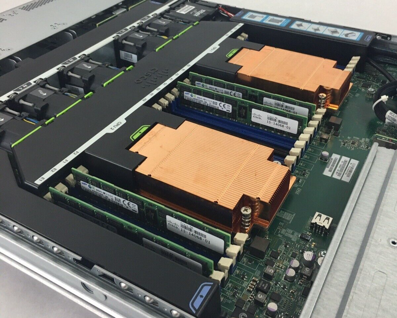 Cisco UCSC-C220-M3S 2x Xeon E5-2660 V2 2.20 GHz 64 GB RAM No HDDs No OS