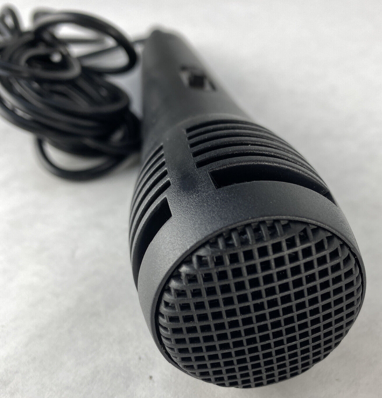 Altec Lansing Dynamic Microphone UNTESTED