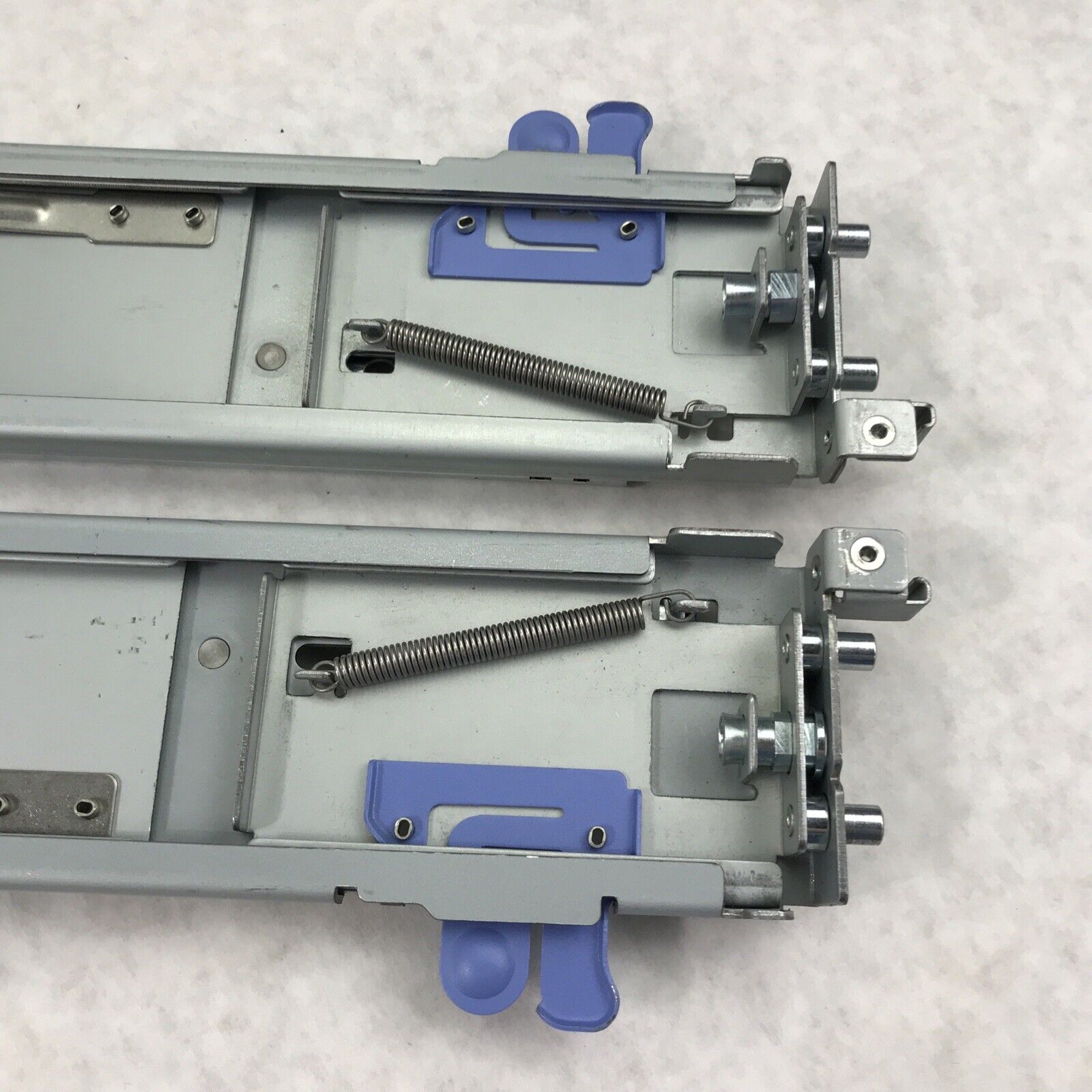 Qualslide 611-10190 Left and Right Server Rack Mount Rails 43W4519