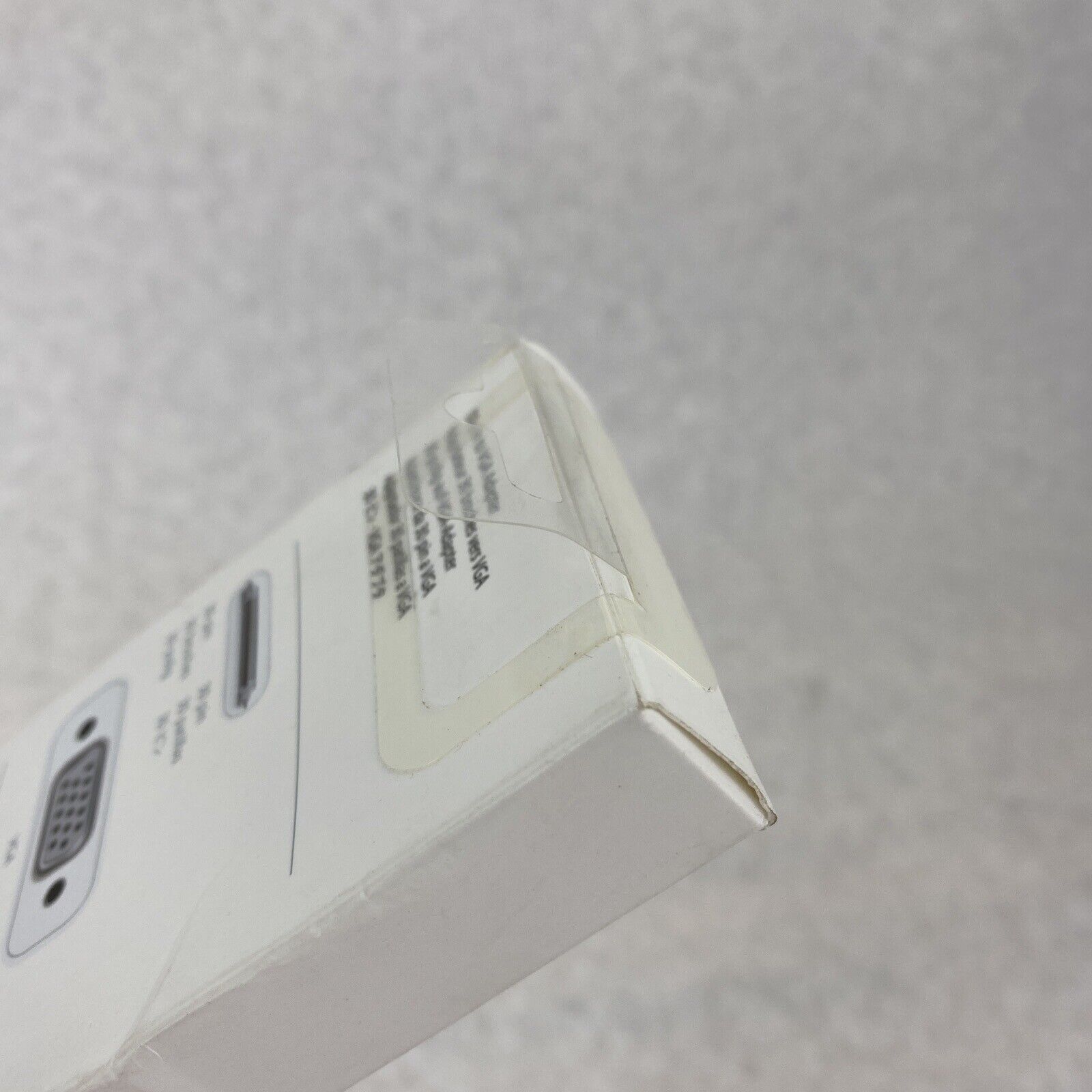 Genuine Apple A1368 MC552ZM/B 30 Pin To VGA Adapter NOS