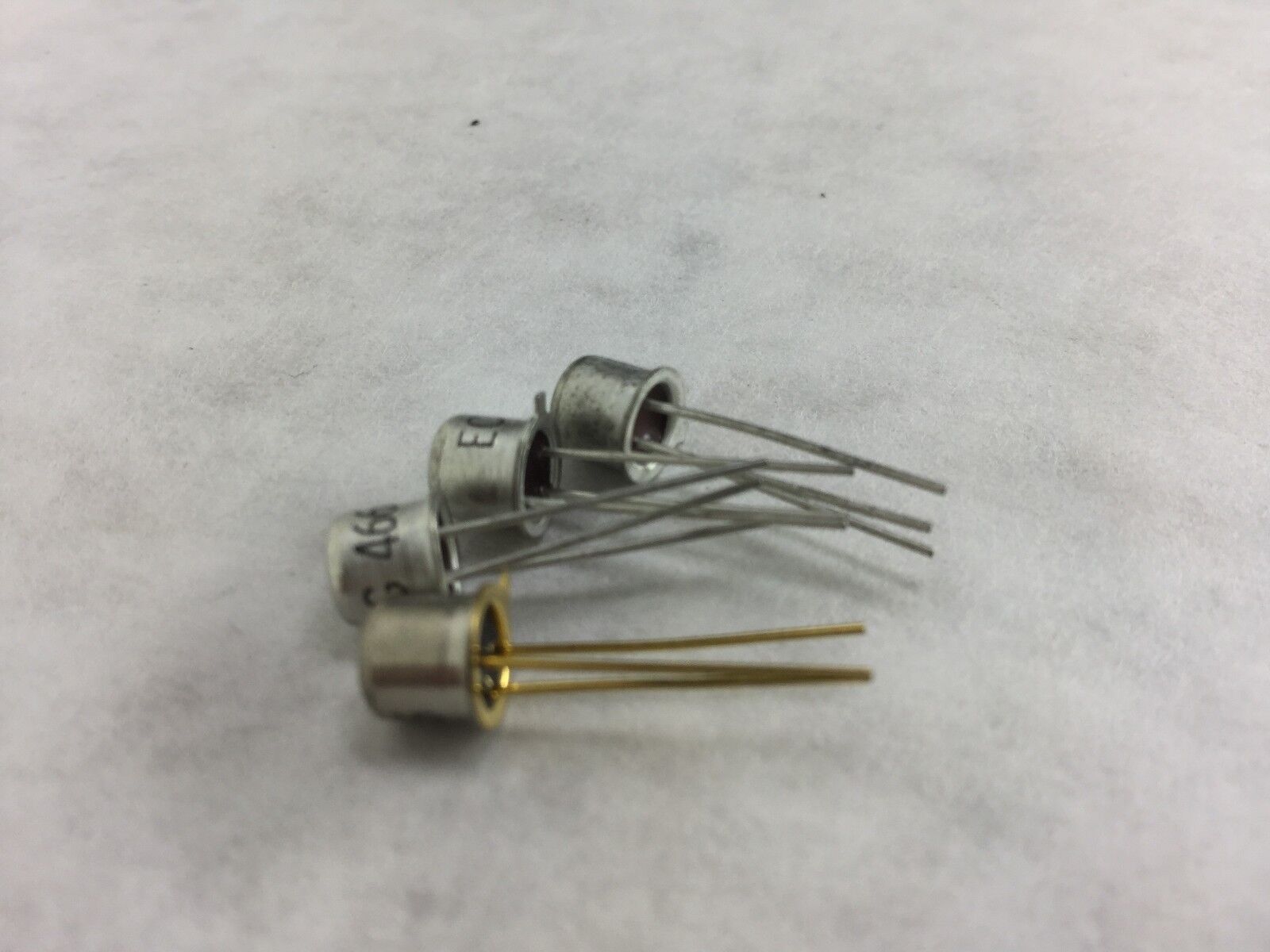 ECG 466 Transistor, NEW Lot of 4