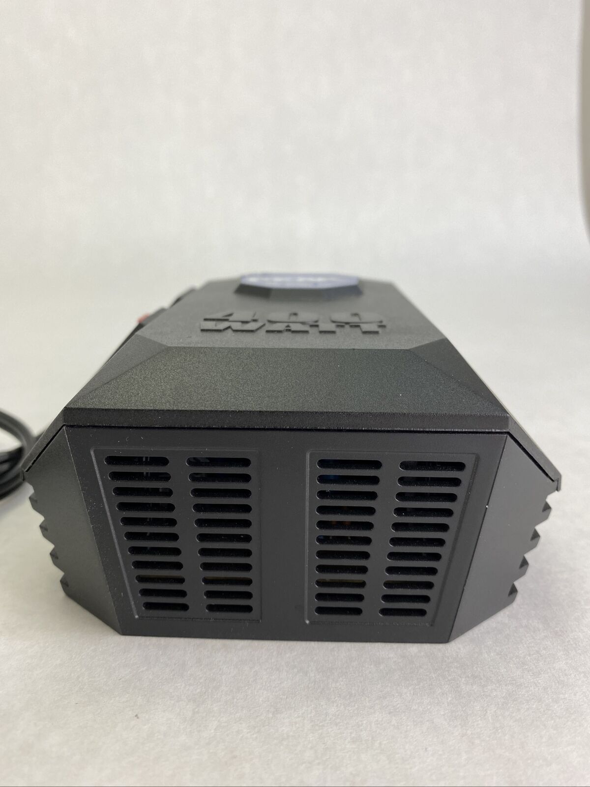 Peak PKC0M04 Mobile 400 Watts Automobile 2 AC Power Outlet w/ USB Charger