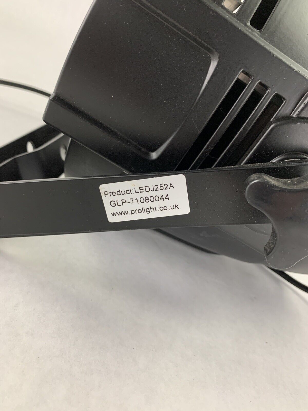 LEDJ Performer 18 RGBWA MKII 100-240V 50/60Hz LEDJ242A