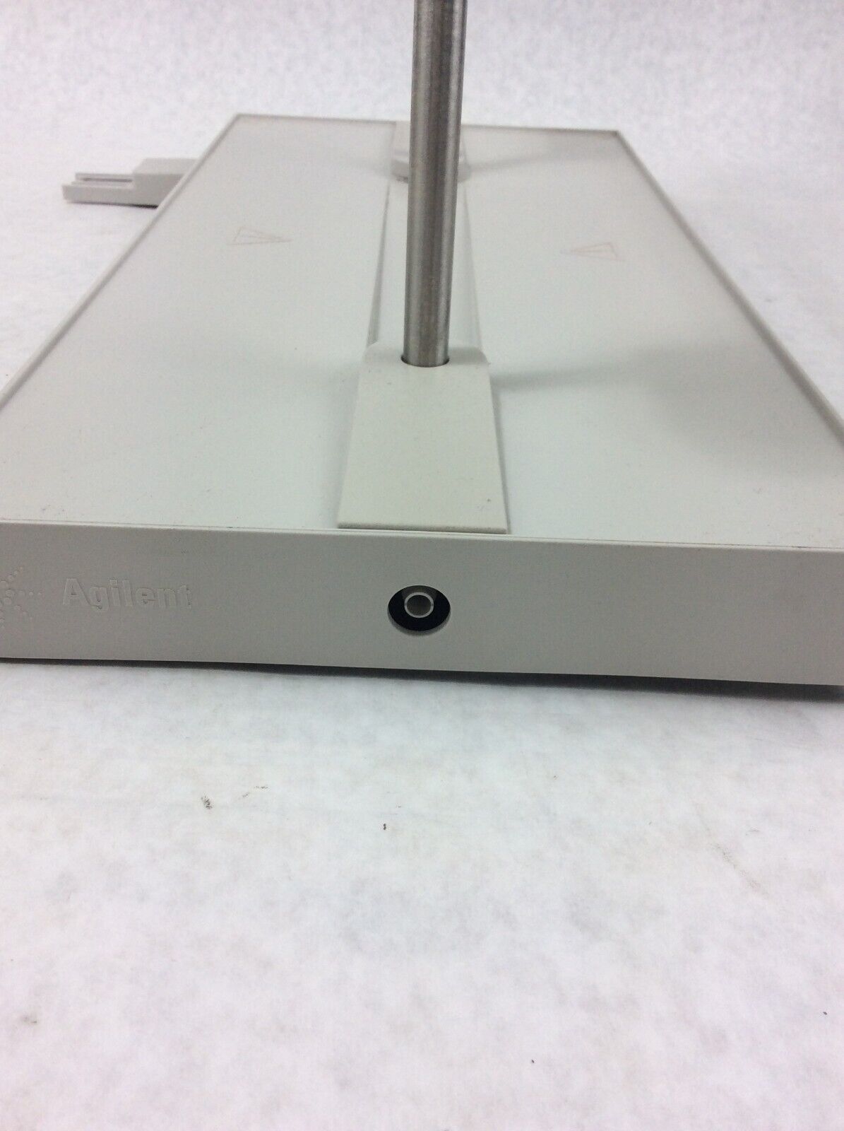 Agilent 1100 Manual Injector and Column Organizer G1383A 5042-6423 White