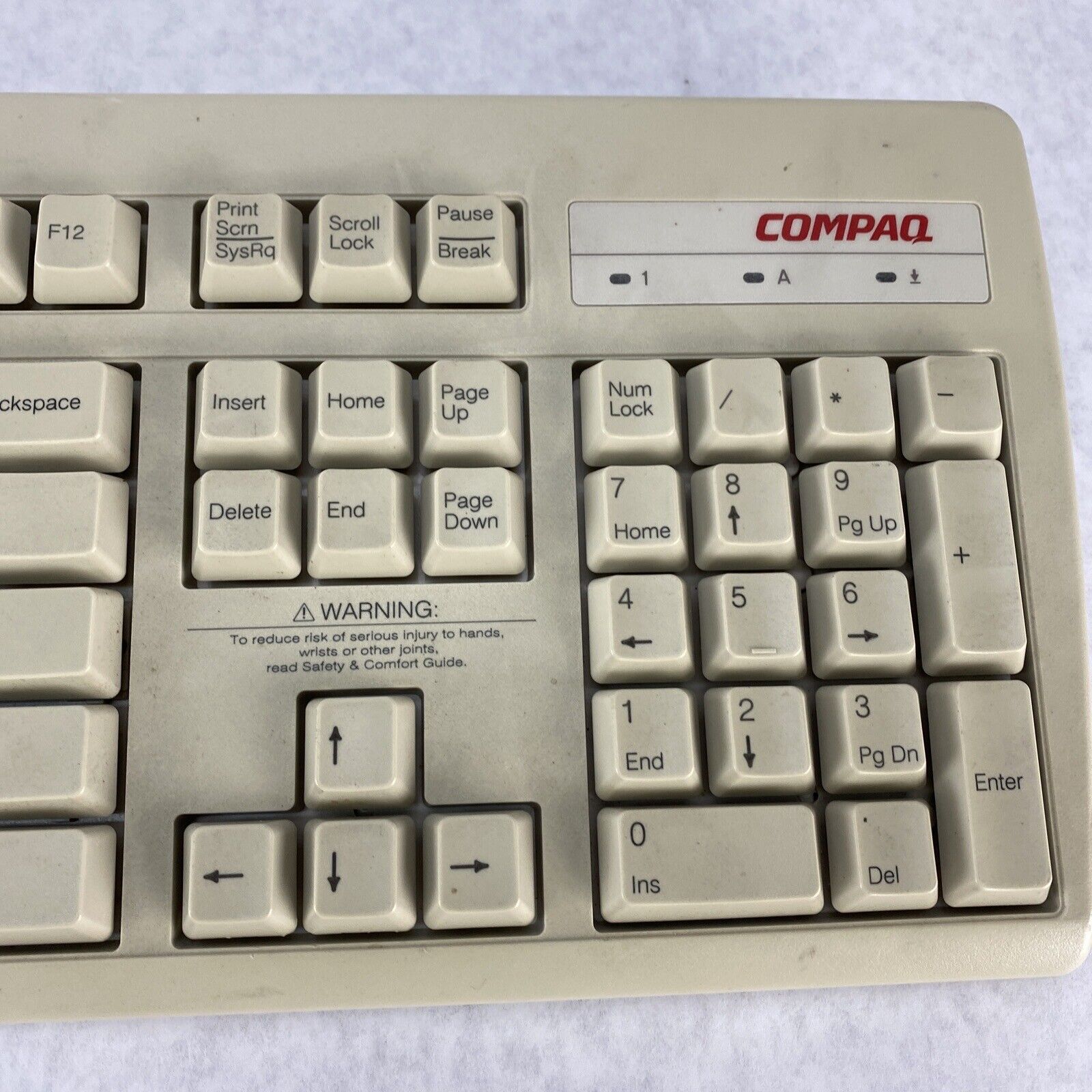 Compaq 296434-001 296433-001 PS/2 Beige Keyboard