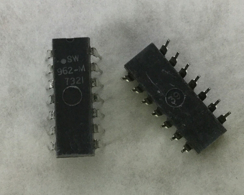 SW 962-M  Transistor  14 Pin Dip   Lot of 18  NEW