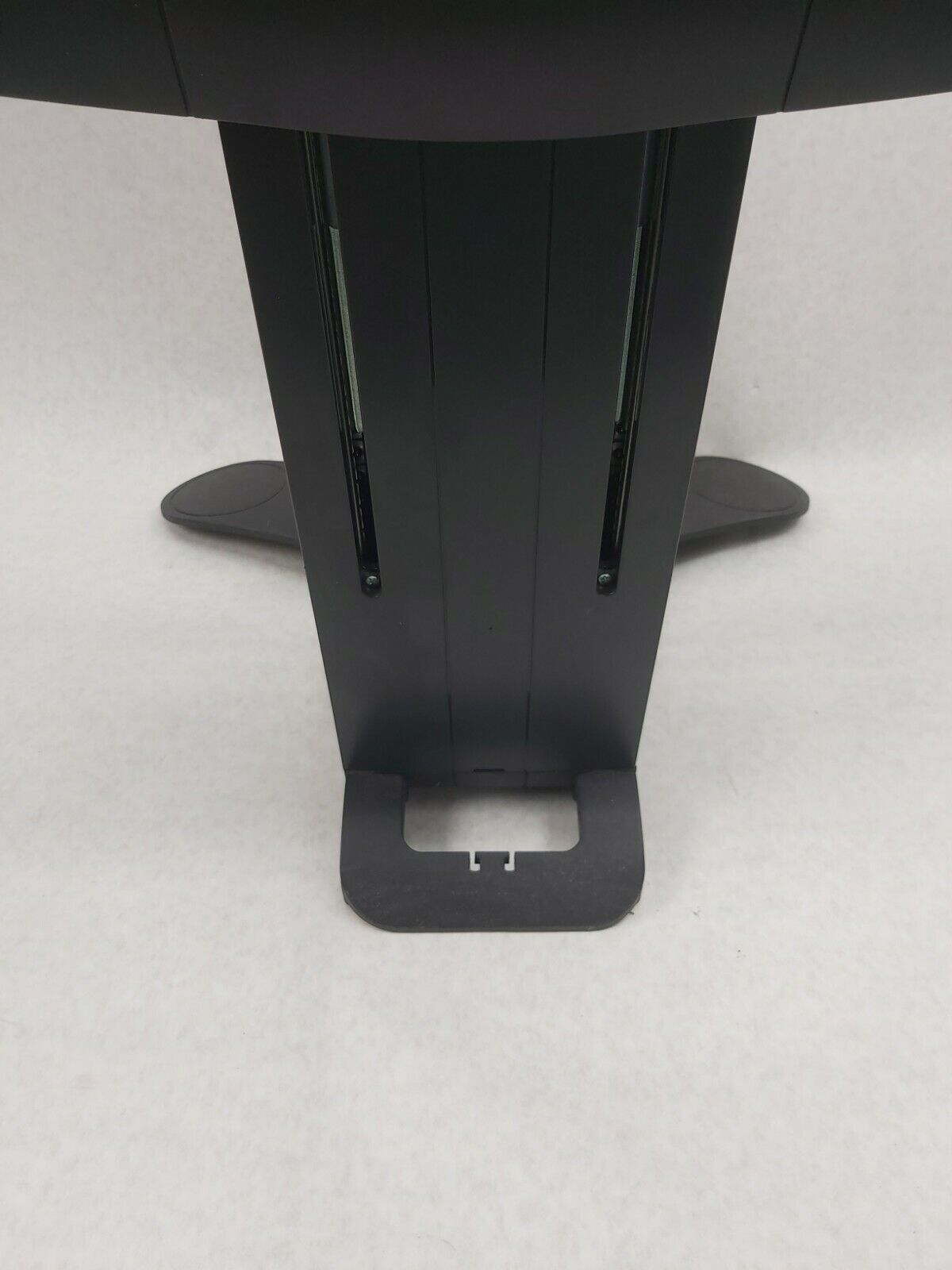 Ergotron 33-296-195 Display Stand for Monitors
