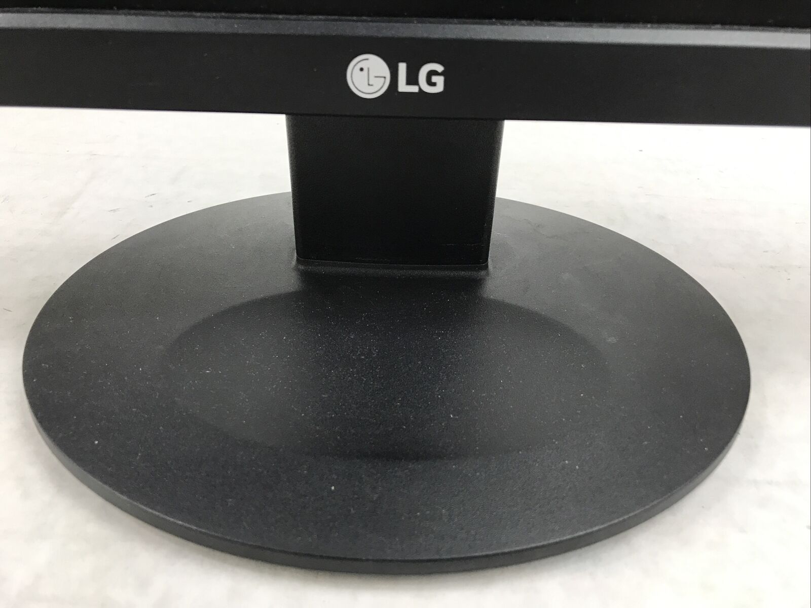 LG 24MB35V-B24'' LED Back-lit Monitor Grade B