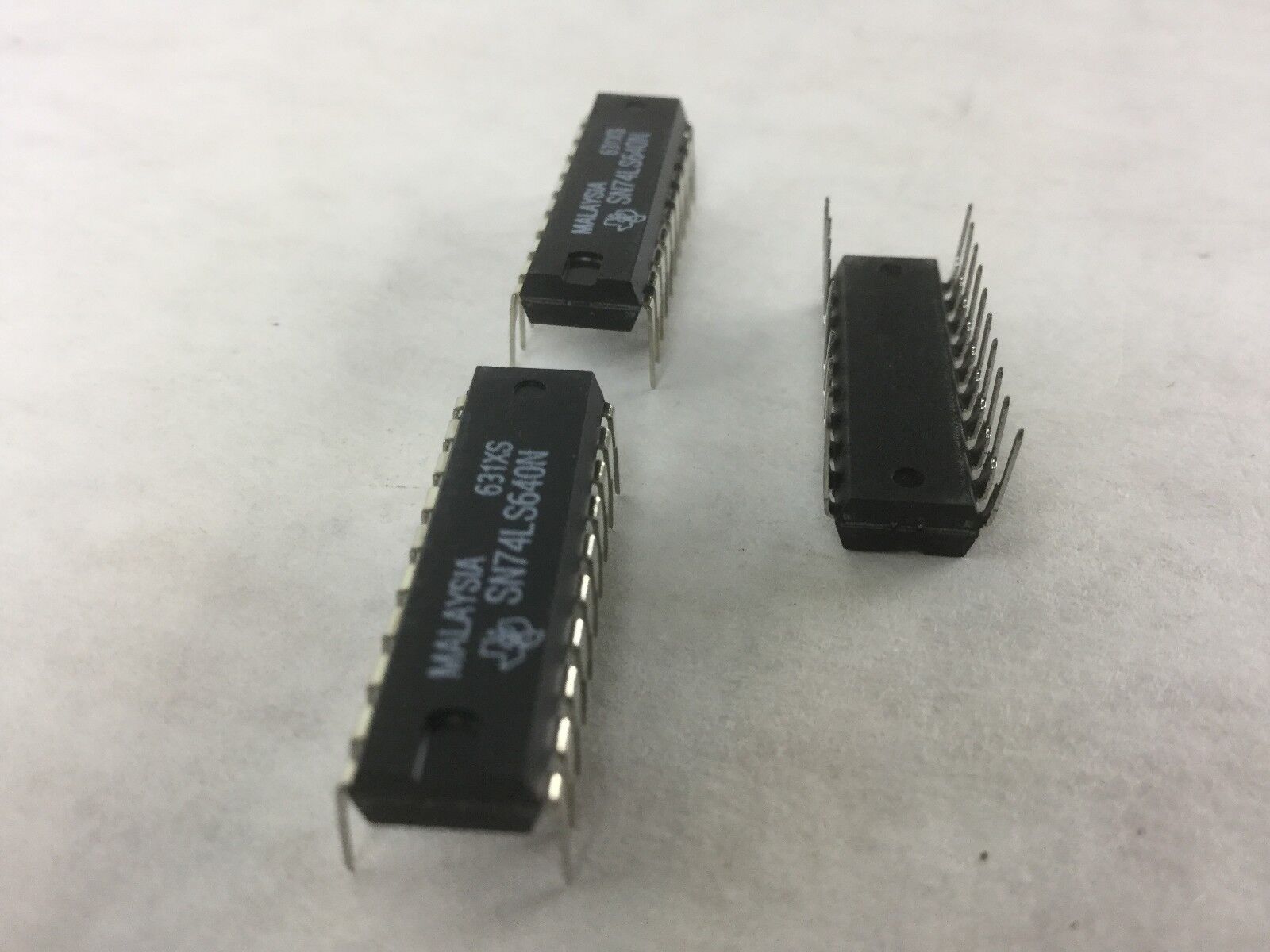 TEXAS SN74LS640N, IC BUS TRANSCEIVER 8BIT 20 DIP, Lot of 3