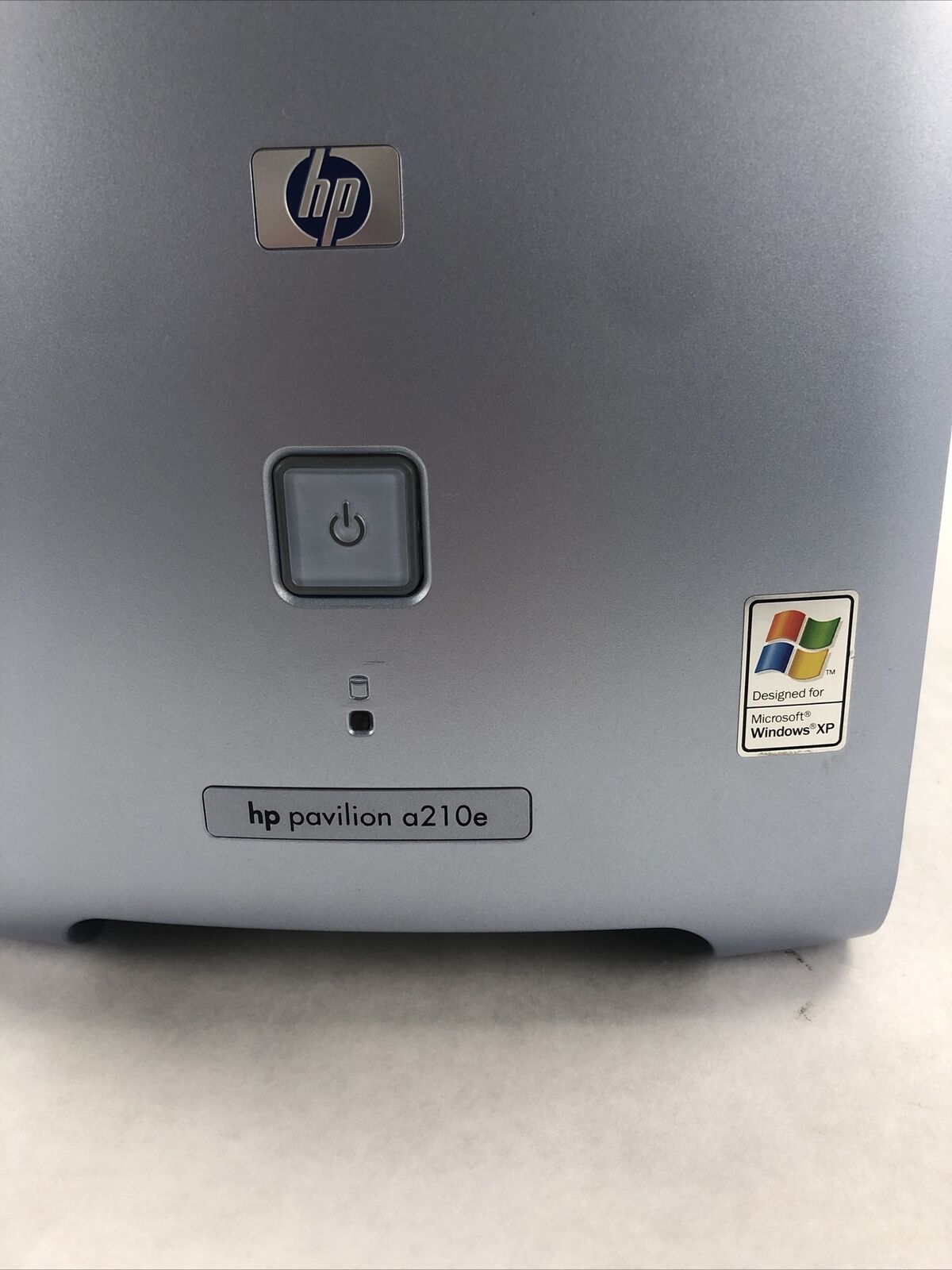 HP Pavilion a210e Intel Pentium 4 2.6GHz 1.25GB RAM No HDD No OS