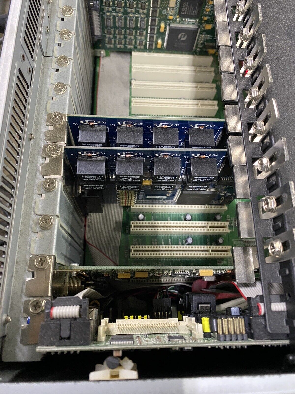Harris 302050-32 H Class Controller Axiomtek AX6156ETB2F-L-R Industrial Chassis