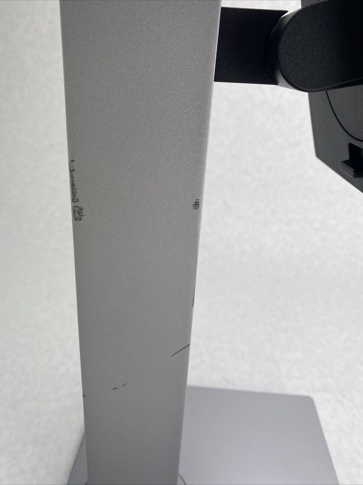 Jarlly 921007-0001 Monitor Stand Base E233-V2 Black and Silver 920693-702