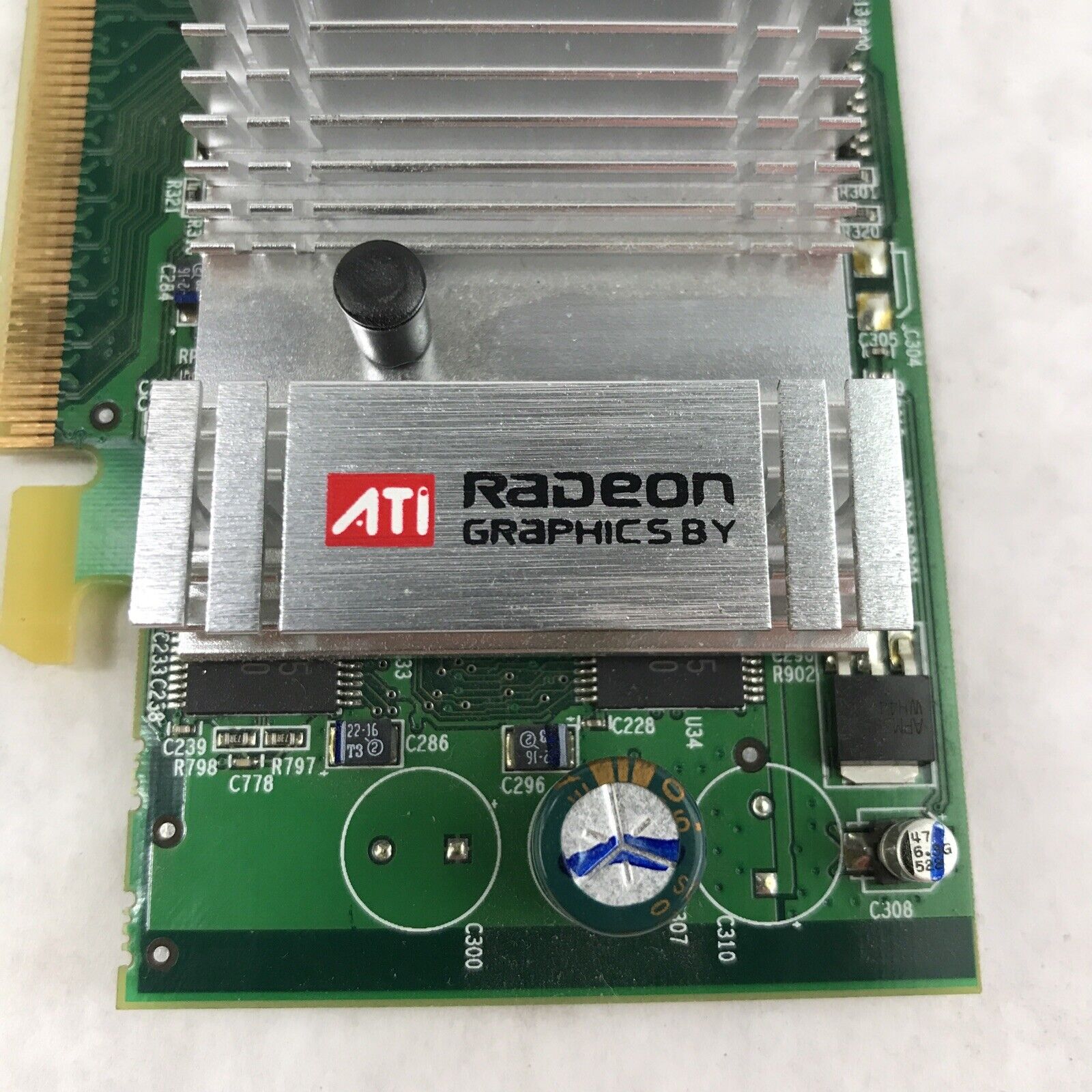 ATI Radeon 1024-2C50-0A-SA X300SE 128MB DDR PCI Express S-Video/ VGA Video Card