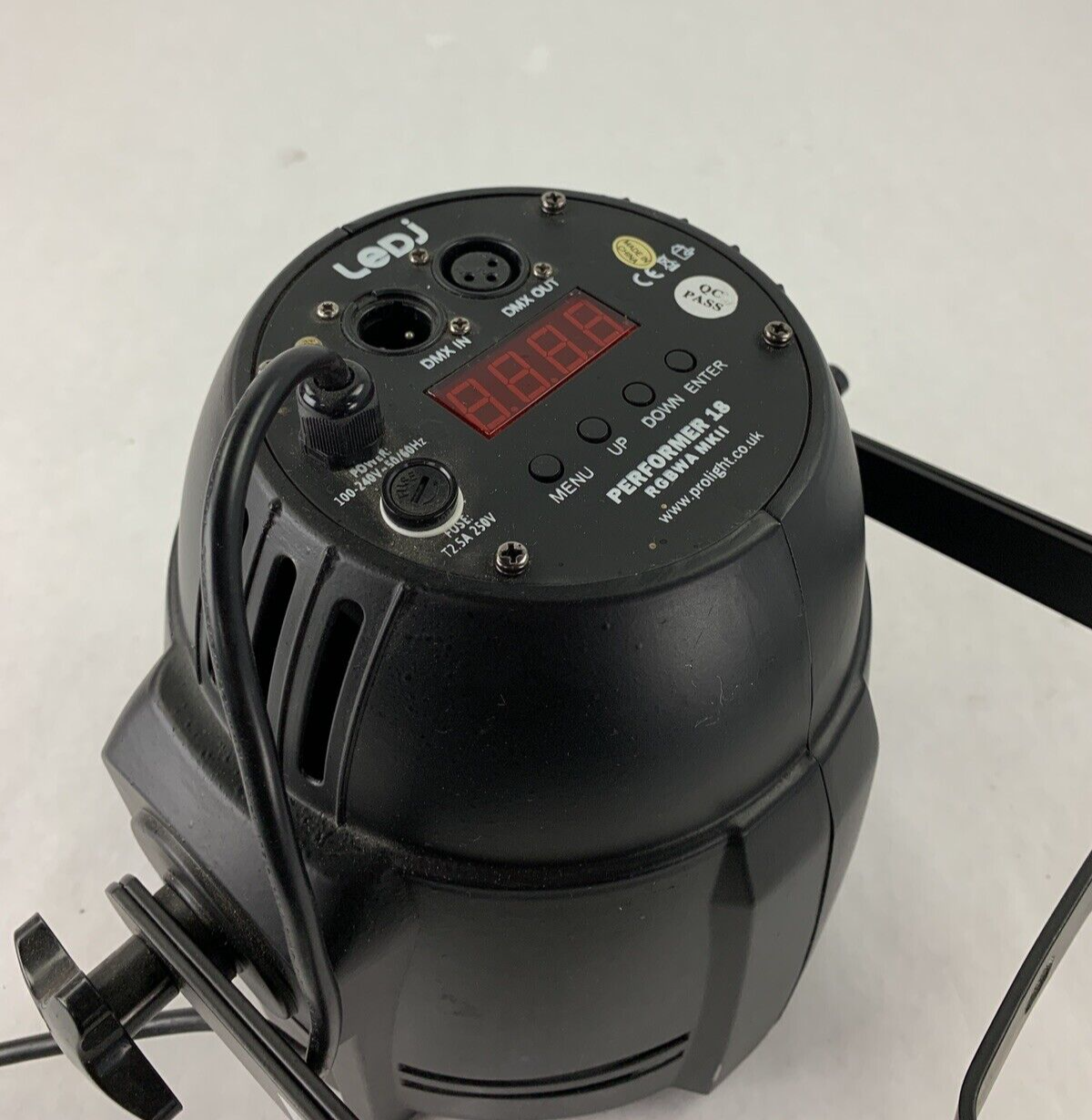 LEDJ Performer 18 RGBWA MKII 100-240V 50/60Hz LEDJ242A