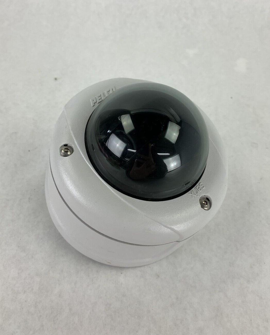 Pelco 3.0C-H4A-D01 Vandal-Resistant Indoor Fixed Dome Camera IMS0DN10-1V